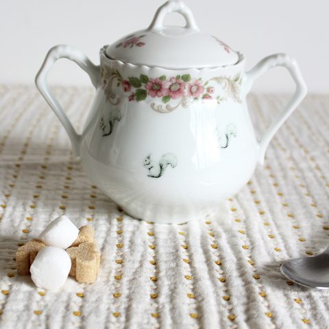 Sucrier rose Écureuils