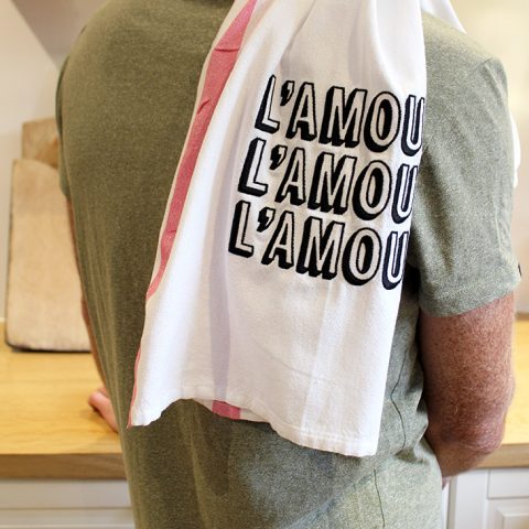 Torchon brodé L'amour