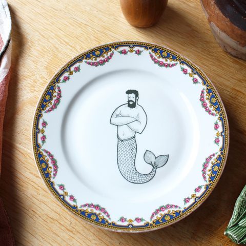 Assiette sur pied Triton