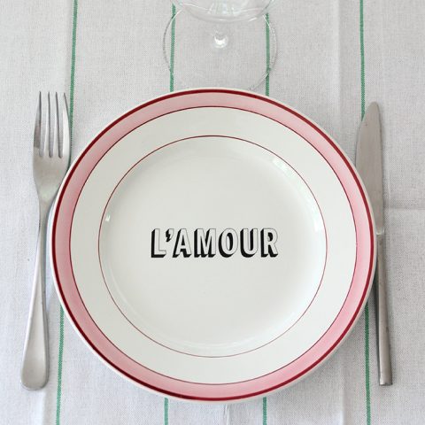 Assiette l'amour rose