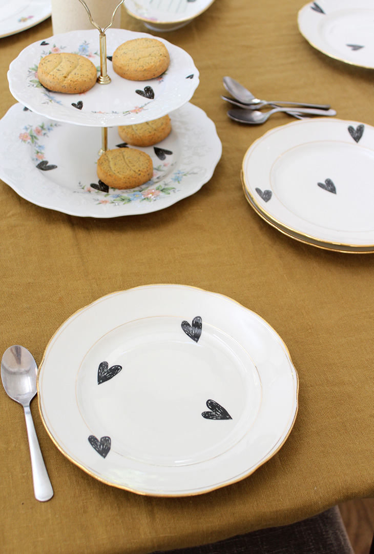 Service 4 assiettes à dessert Cœurs – Image 2