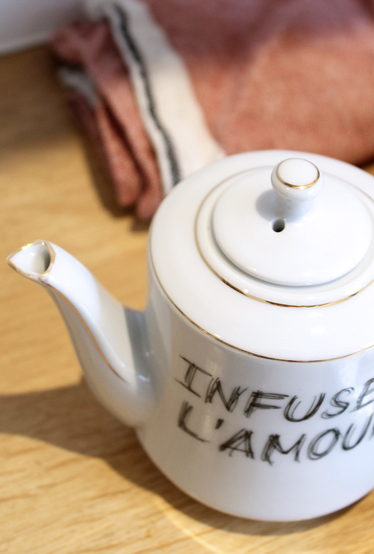 Mini théière Infuser l'amour or – Image 2