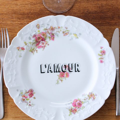 Assiette l'Amour fleurs roses