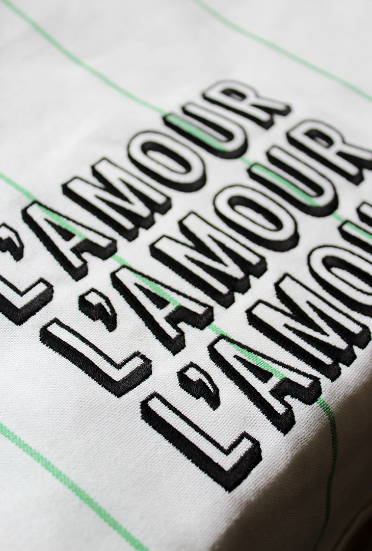 Torchon vert brodé – Image 3