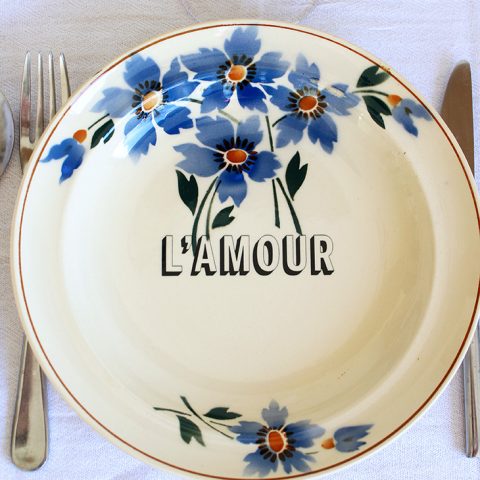 Assiette creuse Fleurs bleues L'amour