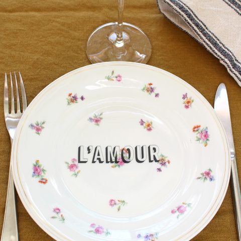 Assiette petites fleurs L'amour