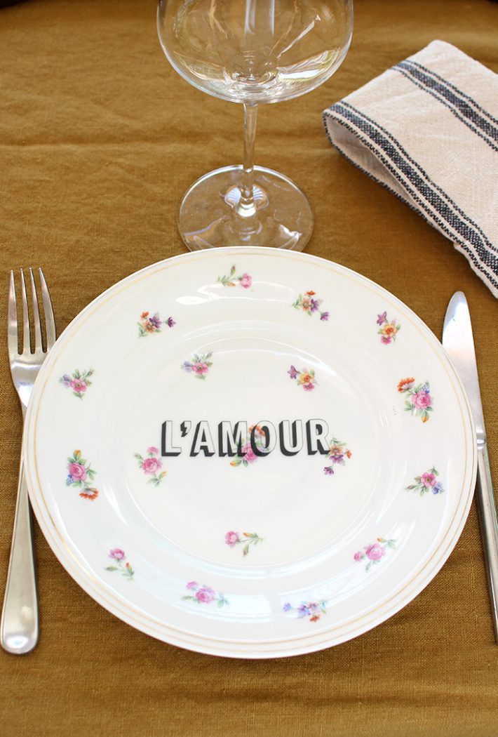 Assiette petites fleurs L'amour