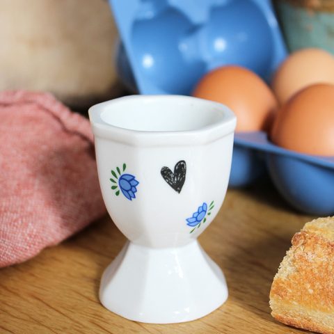 Coquetier bleu Cœurs