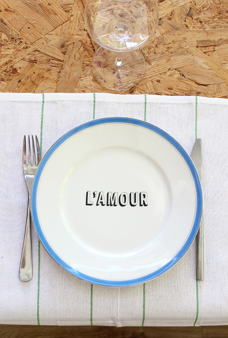 Assiette bleue L'amour