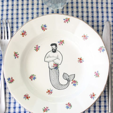 Assiette Triton fleurs